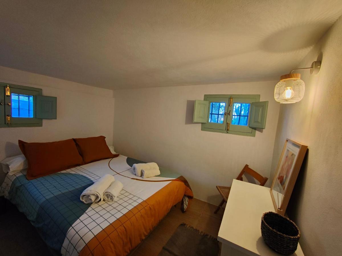 Cortijo Vacas Gordas B&B Кастел де Феро Екстериор снимка