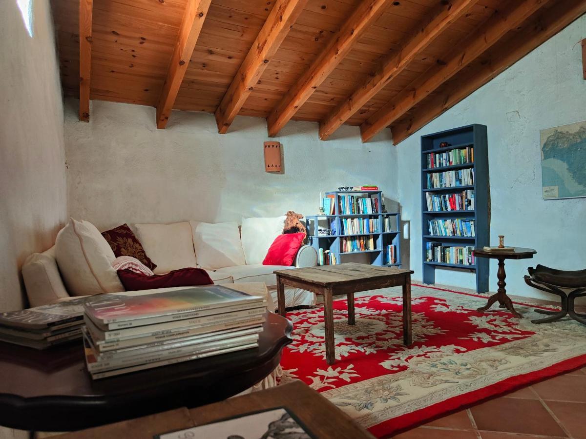 Cortijo Vacas Gordas B&B Кастел де Феро Екстериор снимка