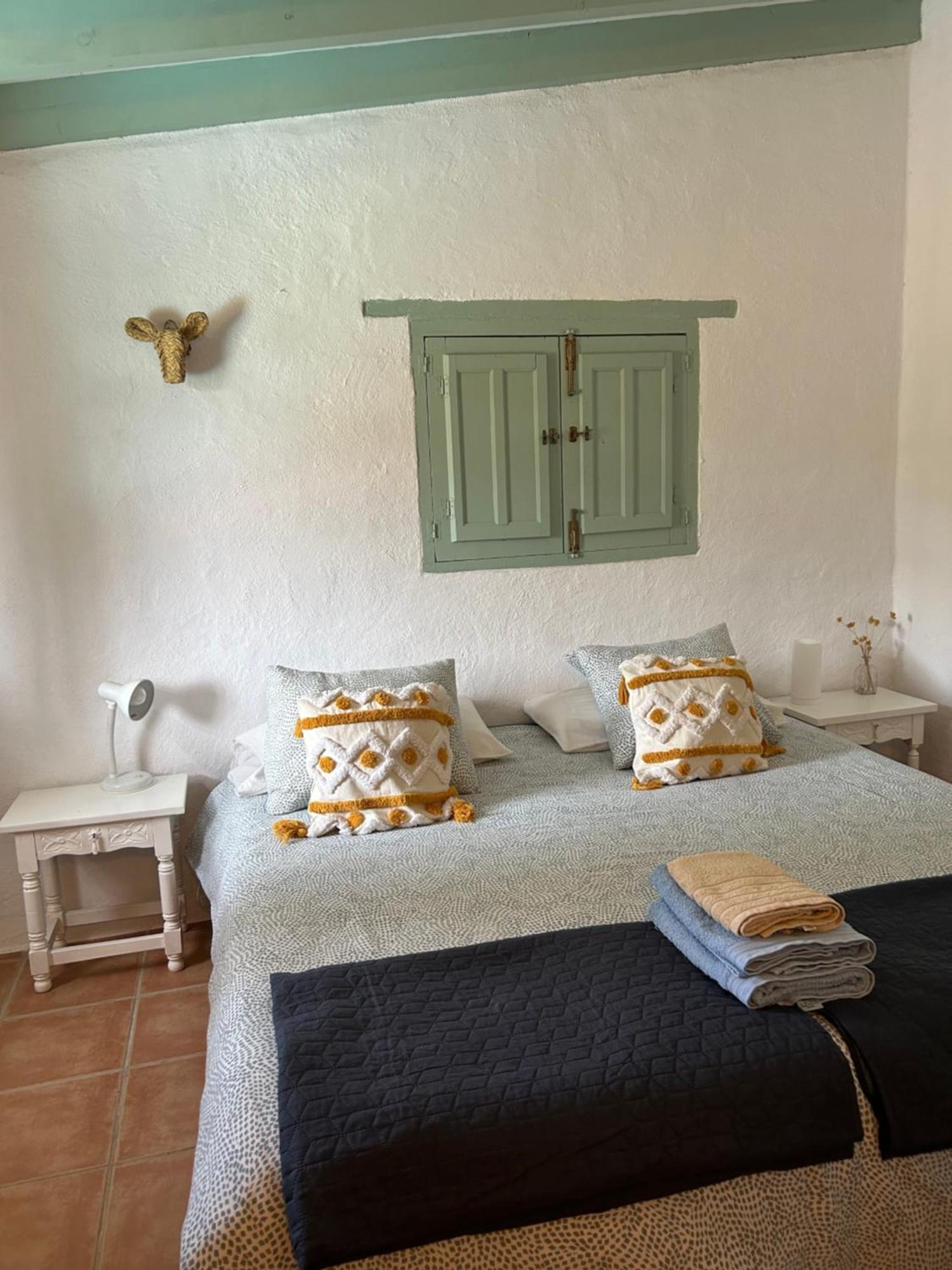 Cortijo Vacas Gordas B&B Кастел де Феро Екстериор снимка